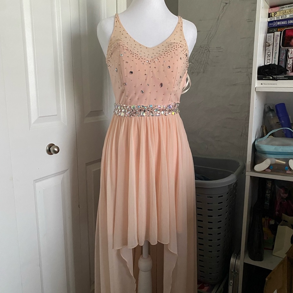 Elegant Peach High-Low Dress with Embellished Waist
